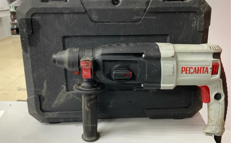 Перфоратор Интерскол П-32-1000К