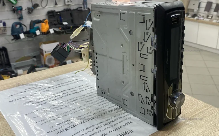 Автомагнитола  pioneer MVH-150UB