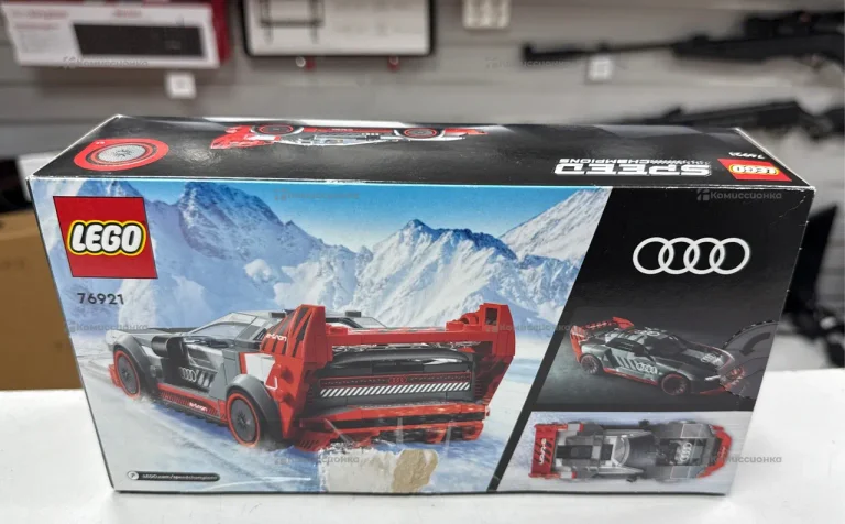 Лего 76921