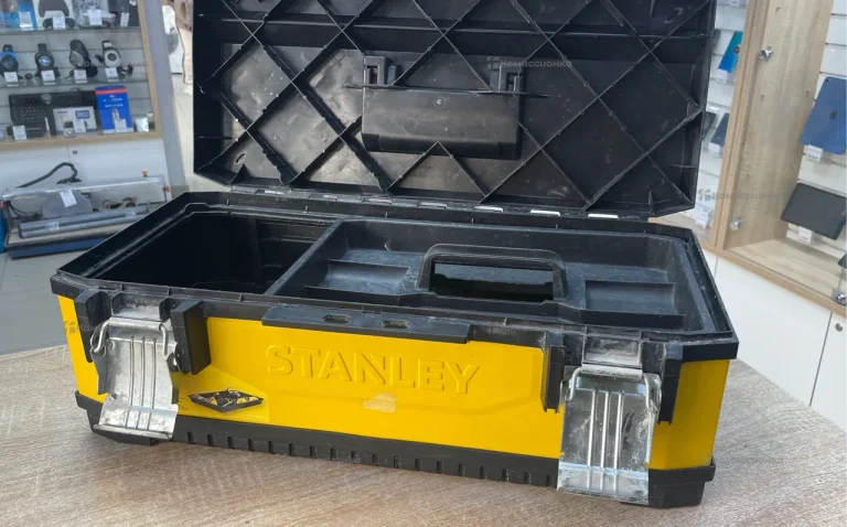Ящик Stanley