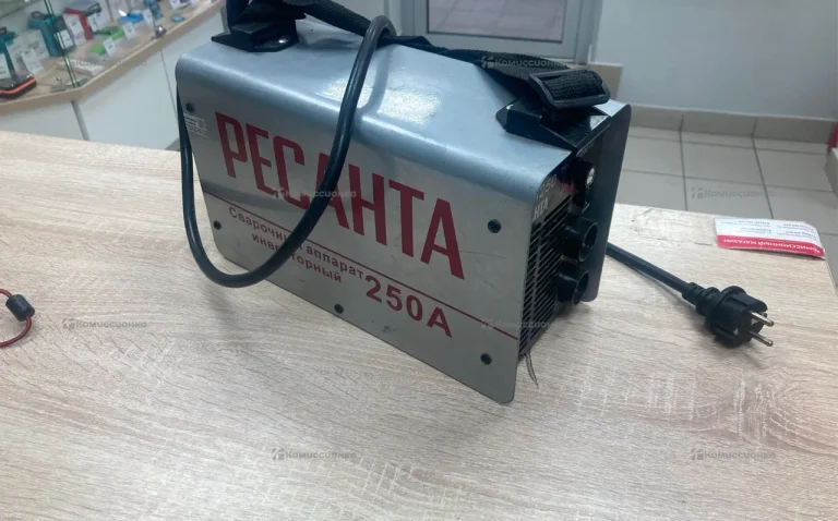 Сварочный аппарат Ресанта САИ 250A