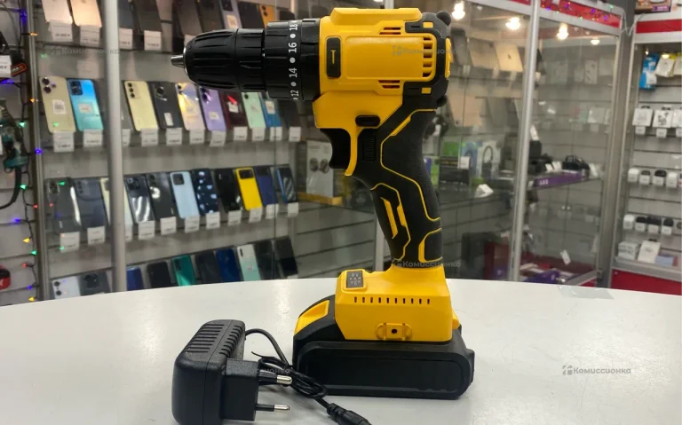 Дрель-шуруповёрт DeWalt р. 1 АКБ З/У