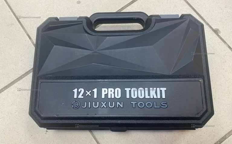 Наборинструментов Хіаст JUXON TOOLS 12m 1 Tod box