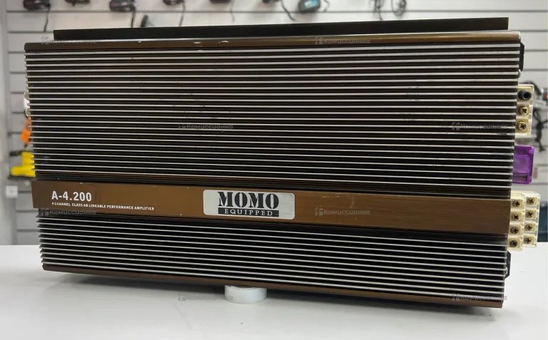 Усилитель MOMO A-4.200