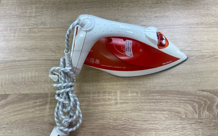 Утюг Tefal FV51