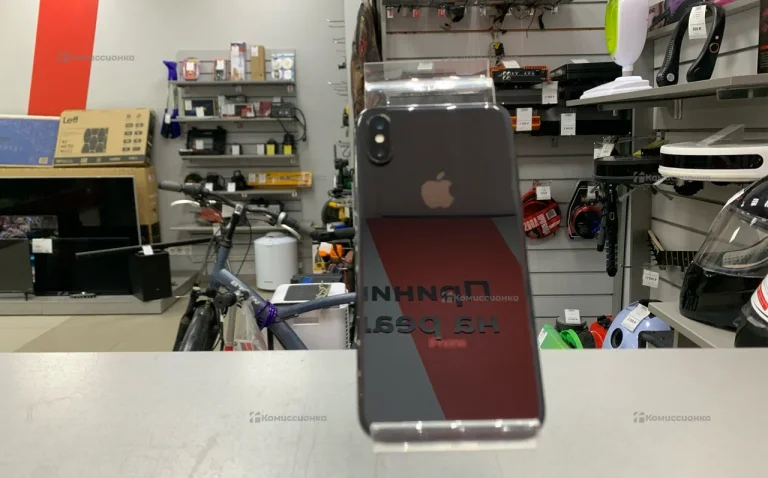 Apple iPhone X 3/64 ГБ
