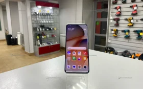 Xiaomi 12 8/128 ГБ