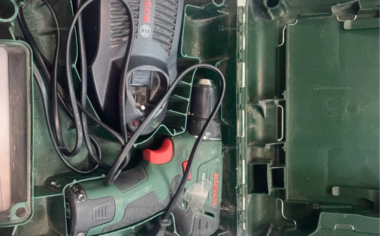 Шуруповерт Bosch PSR 10.8 Li-2