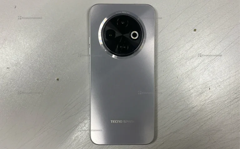 Tecno Spark 30 4/128 ГБ