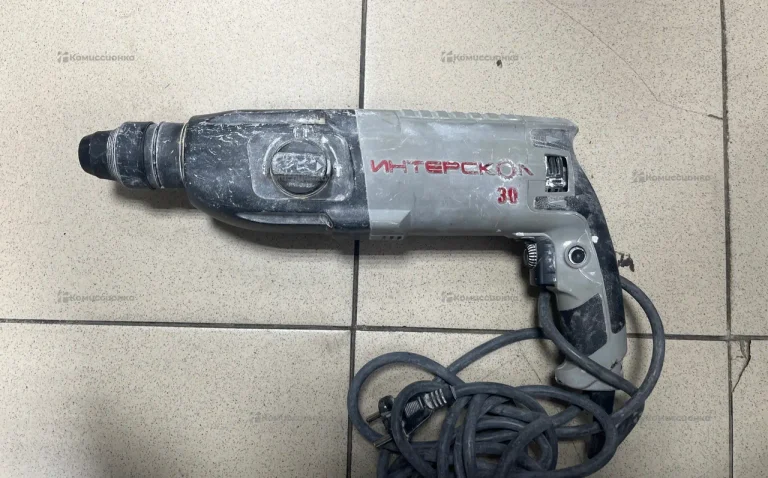 Перфоратор Интерскол П-30/900ЭР