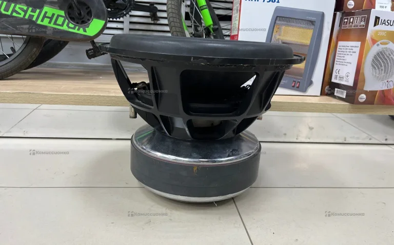 Сабвуфер  Avatar SVL 1547 D1