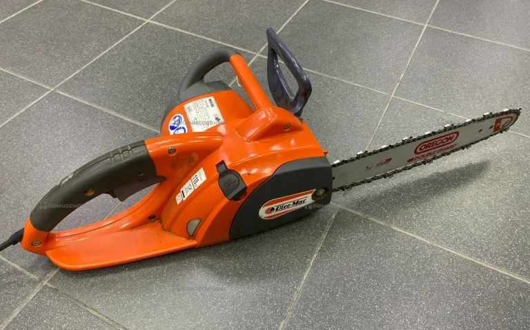 Цепная пила Oleo-Mac OM 1800E