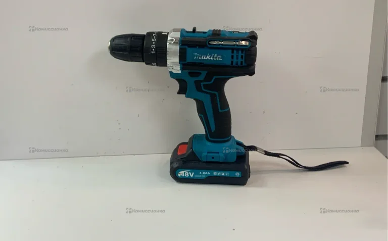 Шуруповерт Makita (реплика)