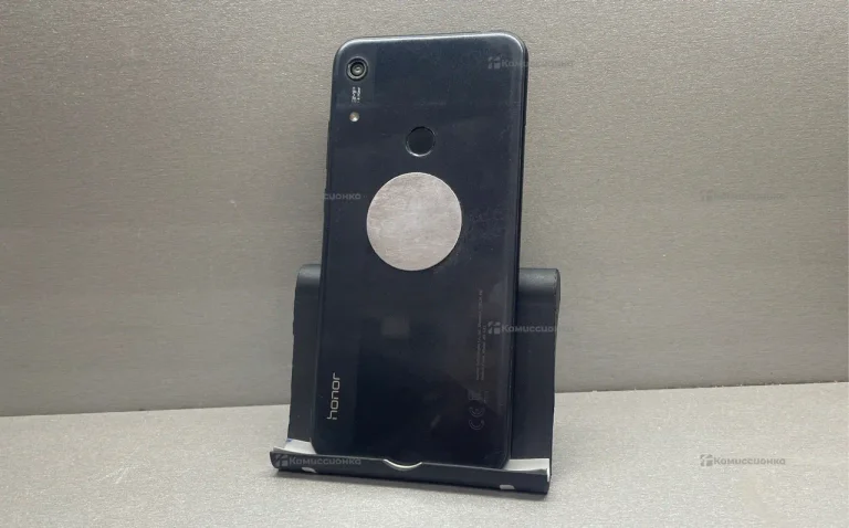Honor 8A 2/32 ГБ