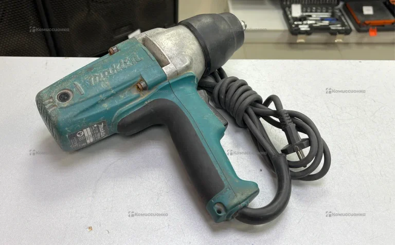 Гайковерт makita TW0350