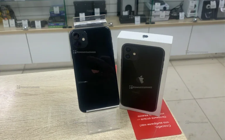 Apple iPhone 11 4/64 ГБ