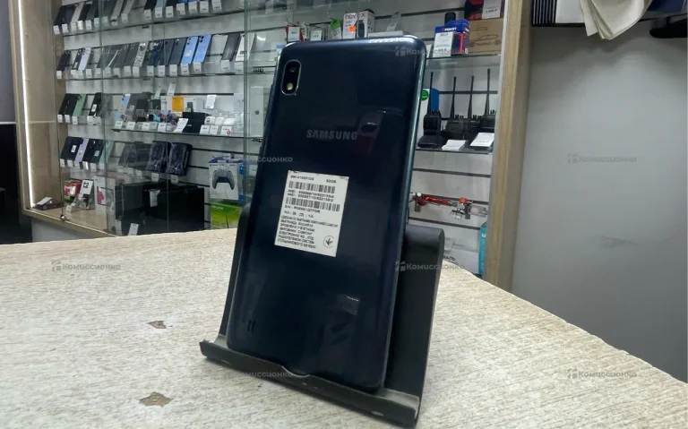 Samsung Galaxy A10 2/32 ГБ