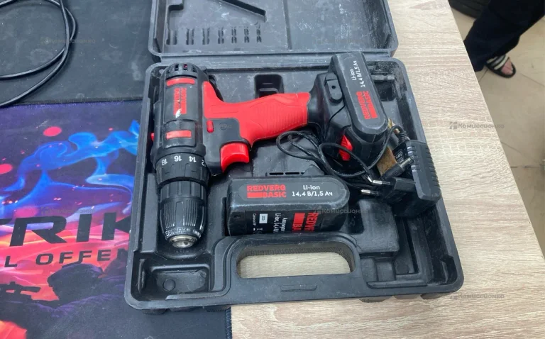Дрель-шуруповерт RedVerg RD-SD14L/2