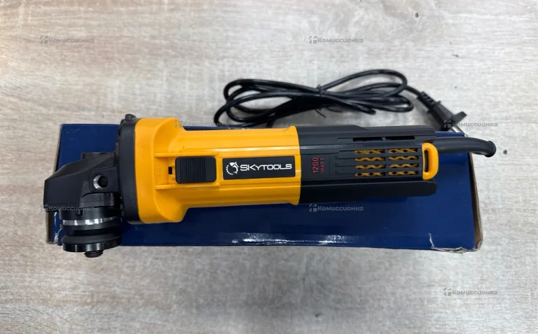 УШМ Skytools SK124