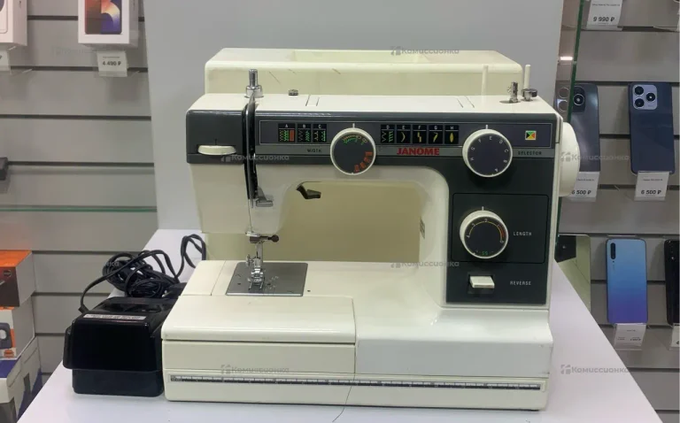Швейная машина  janome 372
