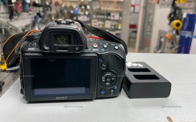 Фотоаппарат Sony SLT-A37