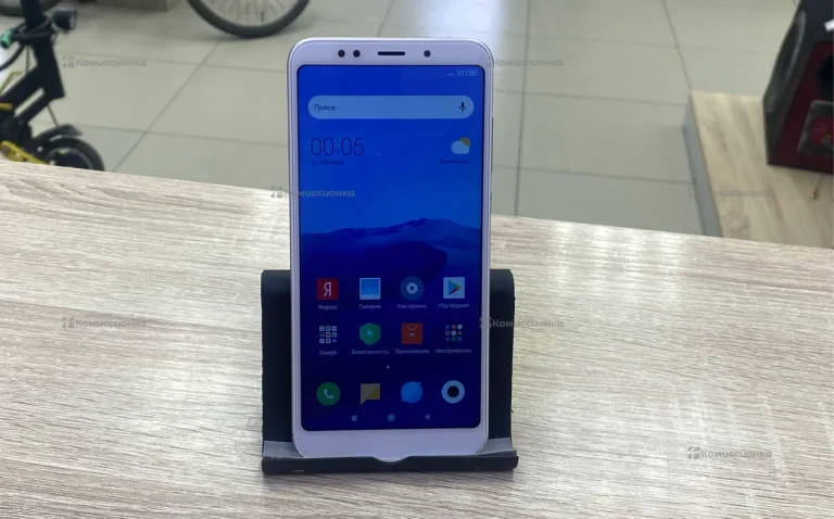 Xiaomi Redmi 5 Plus 3/32 ГБ