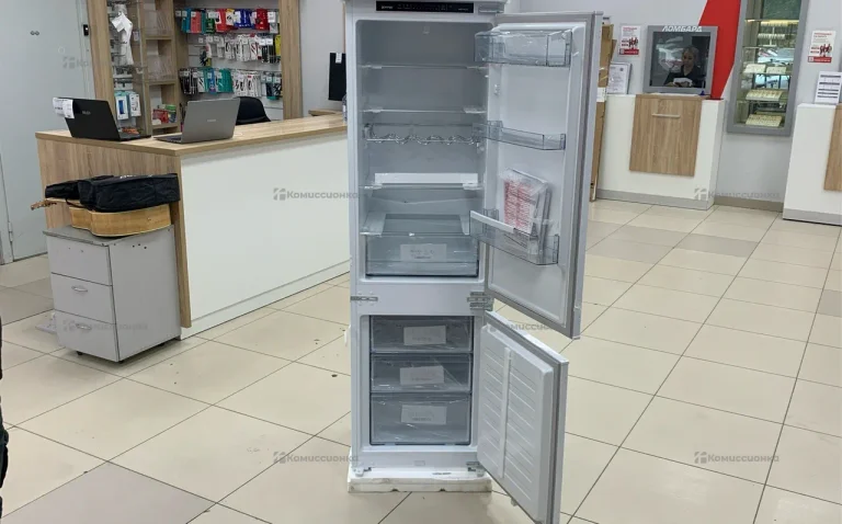 Холодильник Gorenje NRKI4182P1