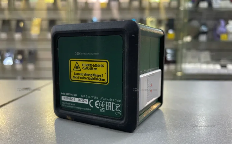 Лазерный уровень Bosch Quigo.