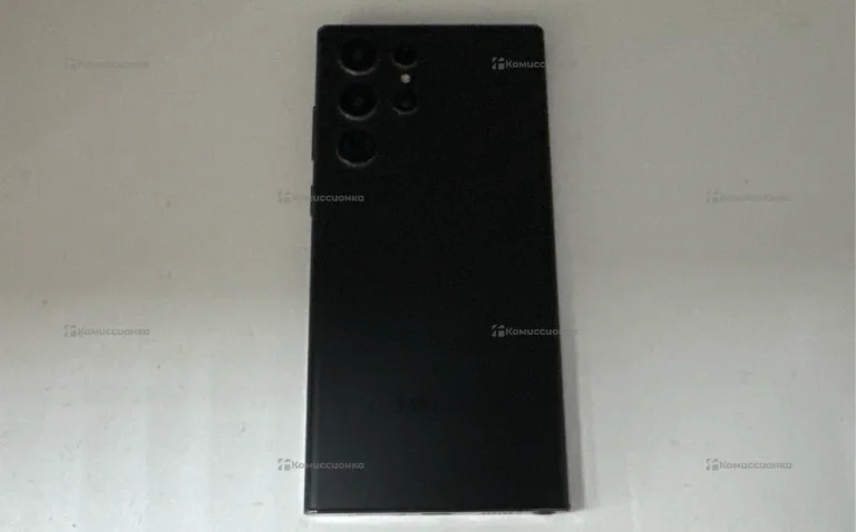 Samsung Galaxy S22 Ultra 12/256 ГБ