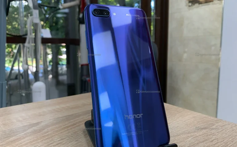 Honor 10 4/64Gb