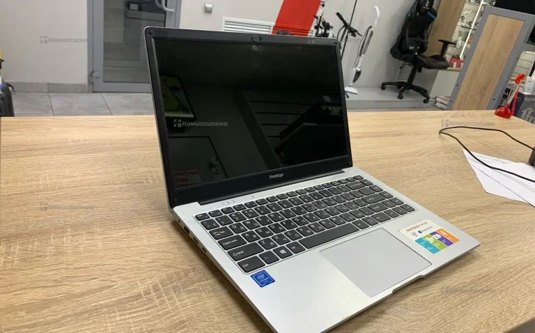 Ноутбук  PRESTIGIO Smartbook 141c5