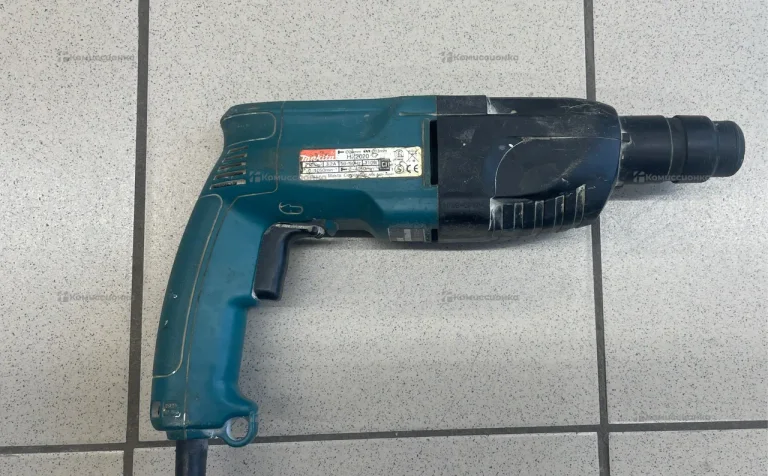 Перфоратор сетевой Makita HR2020