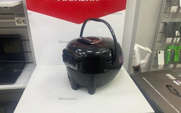 Мультиварка  Polaris PMC 0526 iq home Wi Fi