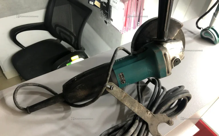 УШМ Makita GA5030 .
