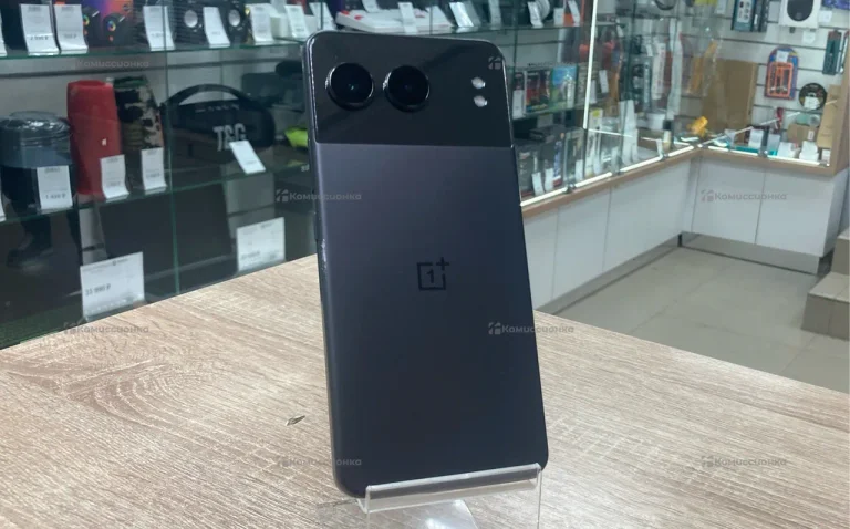 OnePlus Nord 4 8/128 ГБ