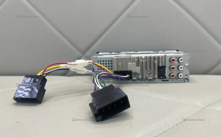 Автомагнитола  Pioneer mvh-s520bt