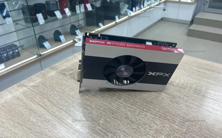 Видеокарта xfx r7700 Ghost