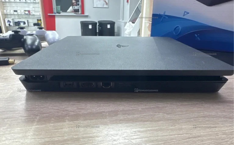 Приставка PS4. приставка PS4 slim 500Gb