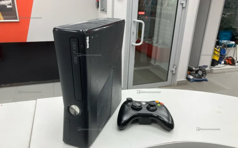 Приставка Xbox 360