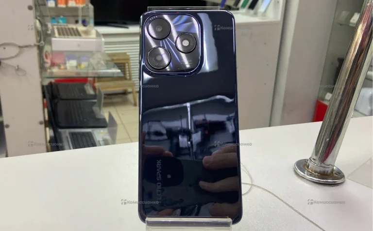 Tecno Spark 10C 4/64 ГБ