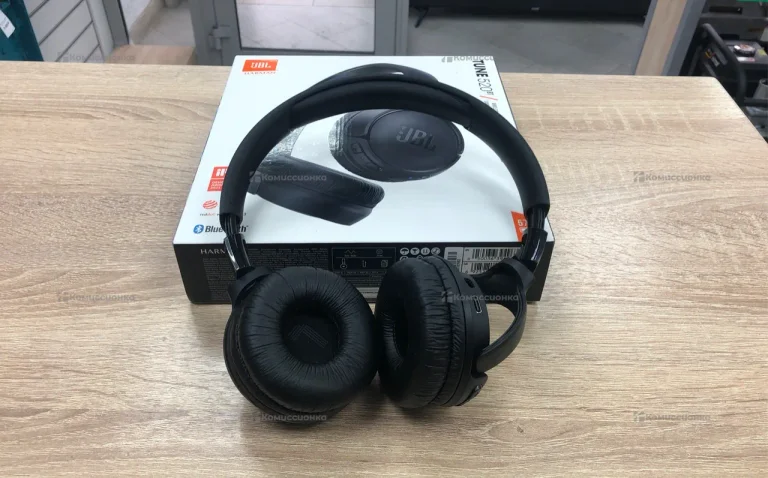 Наушники JBL 520Bt