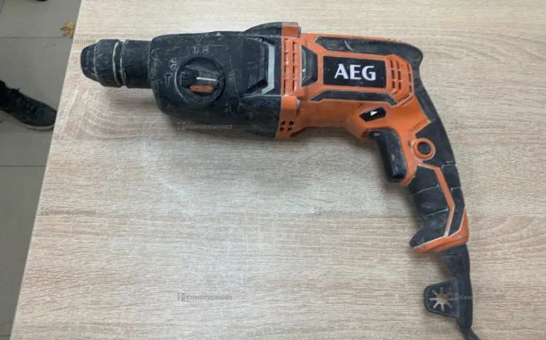 перфоратор AEG KH 24 IE