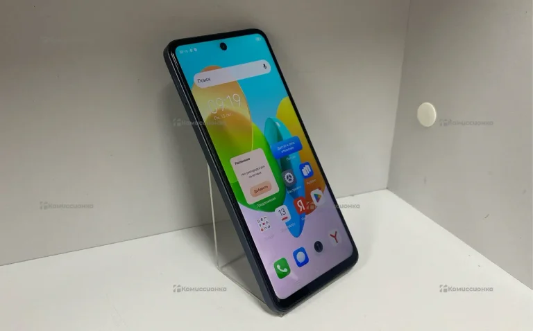 Tecno Spark 20C 4/128 ГБ