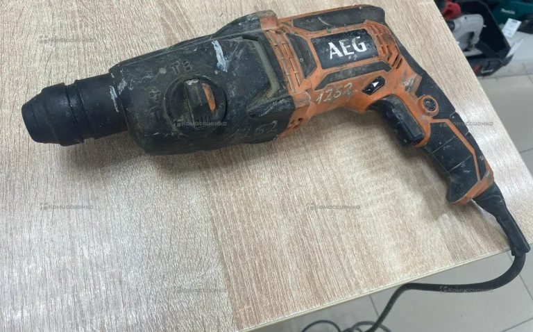 Перфоратор AEG  KH 26E