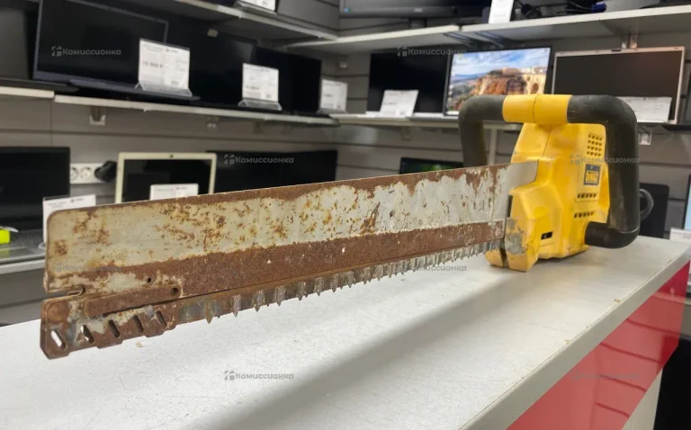 Алигаторная пила DeWalt DW393