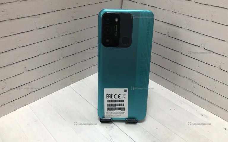 Tecno Spark 8C 4/64 ГБ