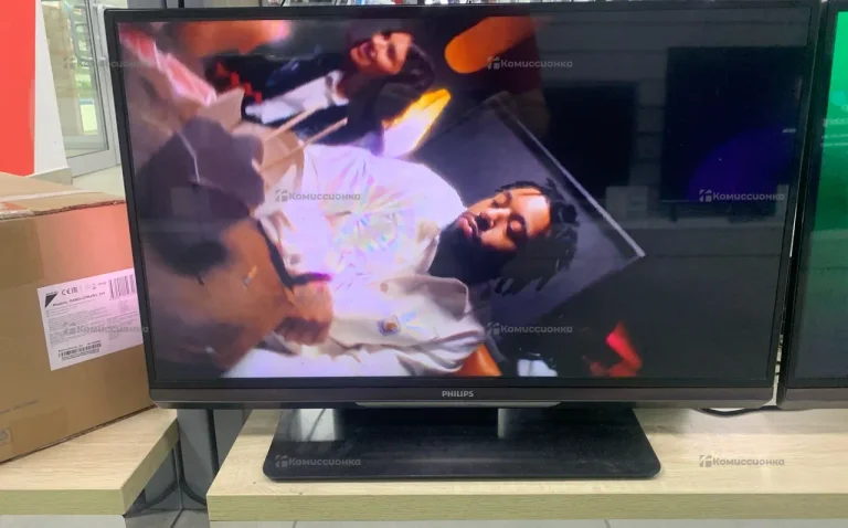 Телевизор PHILIPS 32PFL6007T