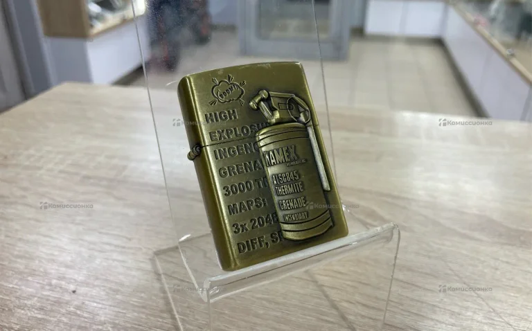 Бензиновая зажигалка