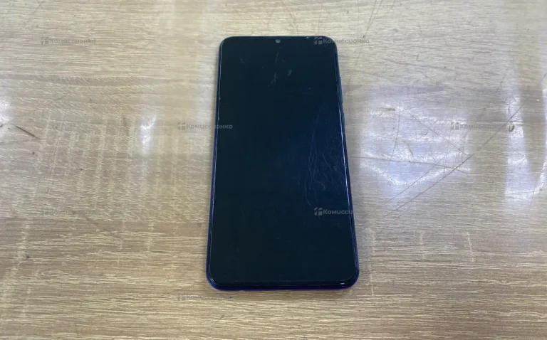 Huawei P smart 2019 3/32 ГБ