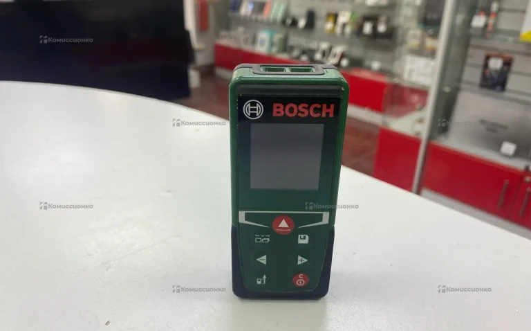 Лазерный дальномер BOSCH Universal Distance 50